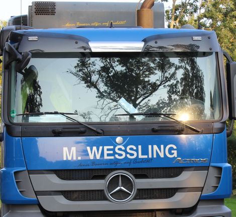 fahrbare Mahl- und Mischanlage, 8to Mischer, Firma Martin Wessling, Futtermittel, hofeigene Mischung, direkter Kontakt